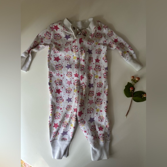 Fun Funky Patterns Baby Clothing Bundle - Picture 3 of 11